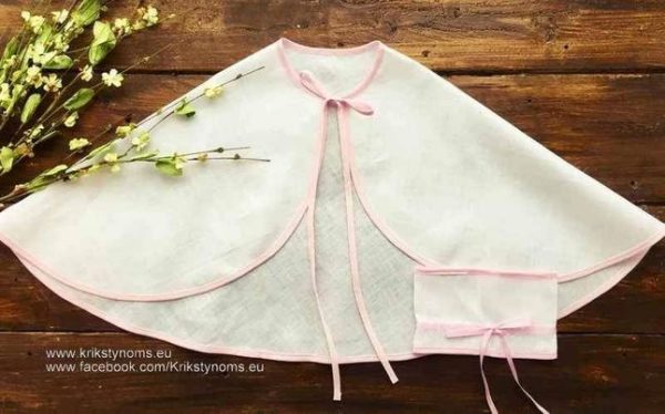 Lininė skraistė - rožiniu apsiuvimu
