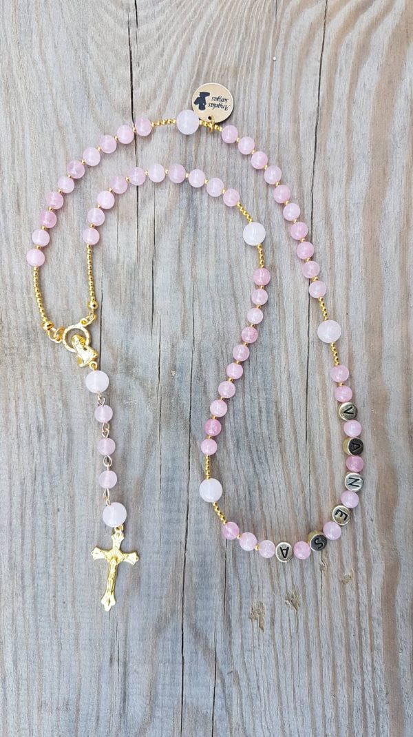 Rožinio kvarco rožančius