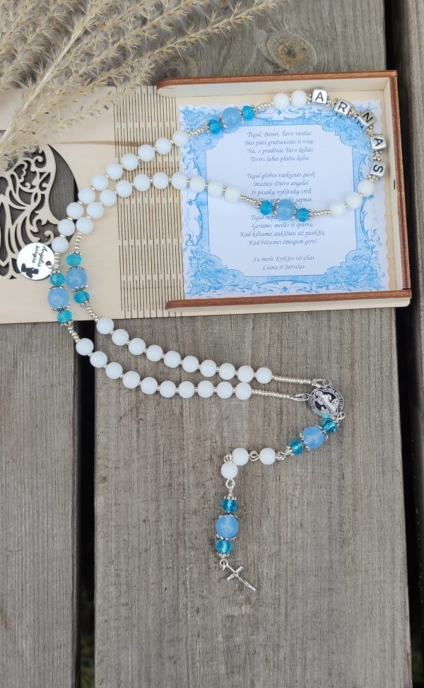 Rožančius su Angelo sargo medalionu