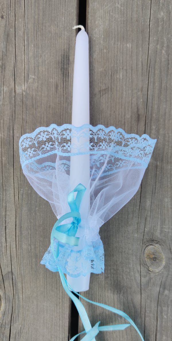 Tiulio , žydros spalvos žvakės papuošimas