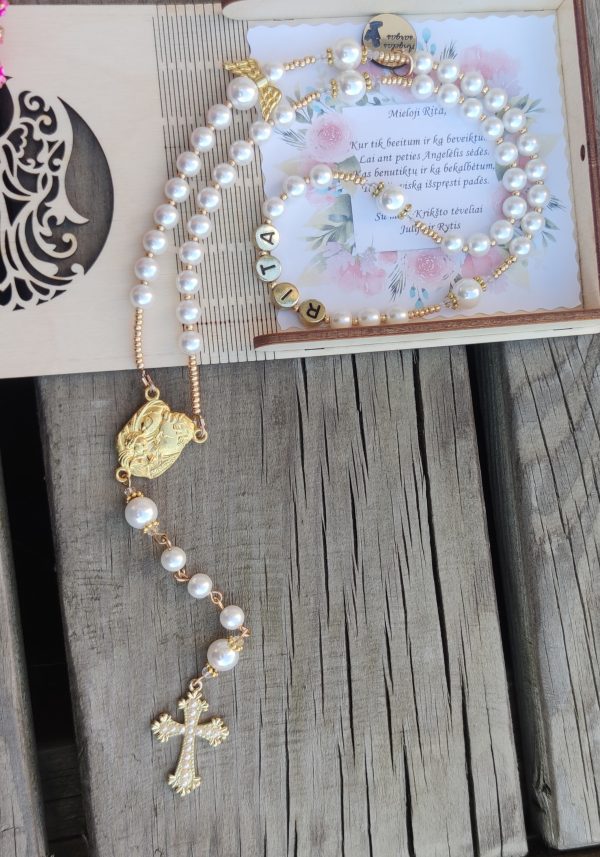 Perliukų rožančius su Angelo sargo medalionu